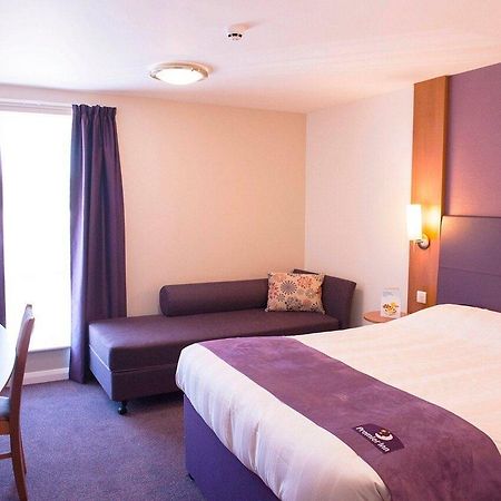 Premier Inn Burnley Ngoại thất bức ảnh